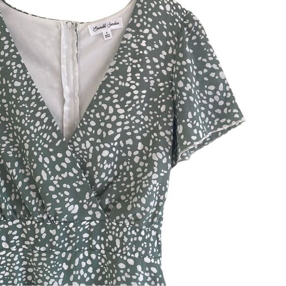 🆕 Emerald Sundae Sage Dot Printed Fit & Flare Short Sleeve Dress | 5 - Picture 5 of 9